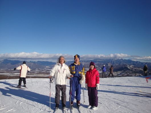 八ヶ岳で初すべり